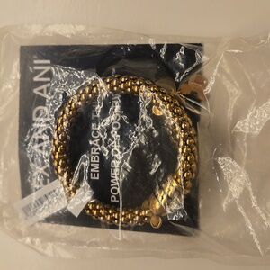 NWT Alex And Ani Gift Of Wisdom Gold Wrap Bracelet